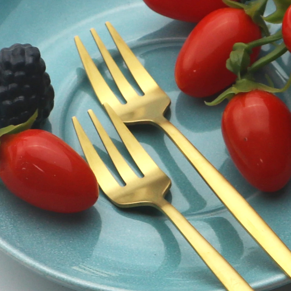 6 قطعة الفولاذ المقاوم للصدأ م - مراجعة Gold Plated Cutlery وسعره